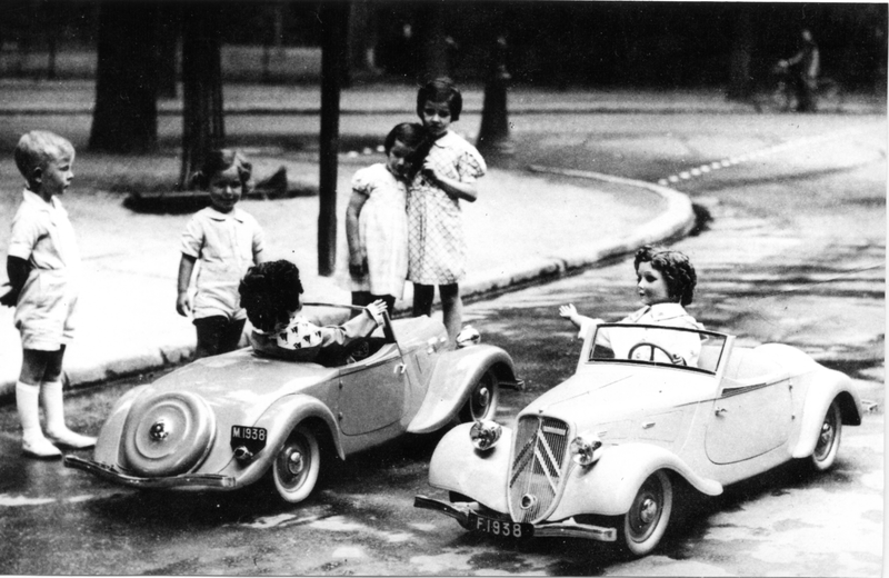 Illustration for article titled The Cutting-Edge Citroën Traction Avant Is 80 Years Old